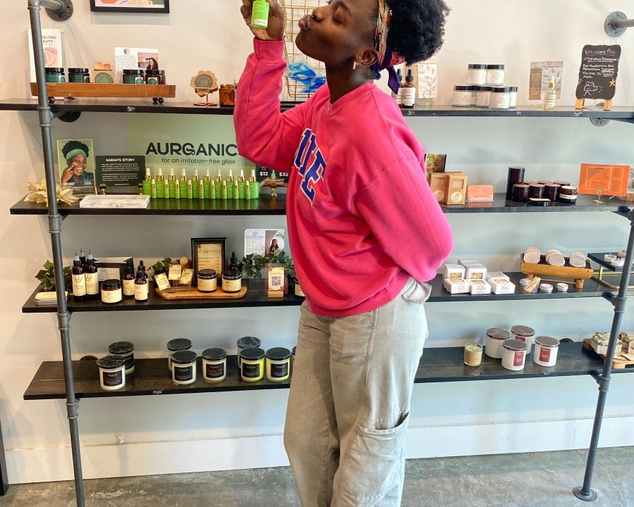 Road to Retail: Glow Log 006 - Aurganics